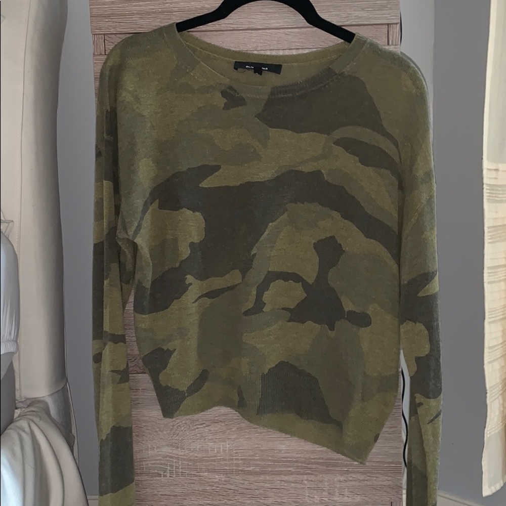 OLIVACEOUS Camo cashmere cropped sweater
